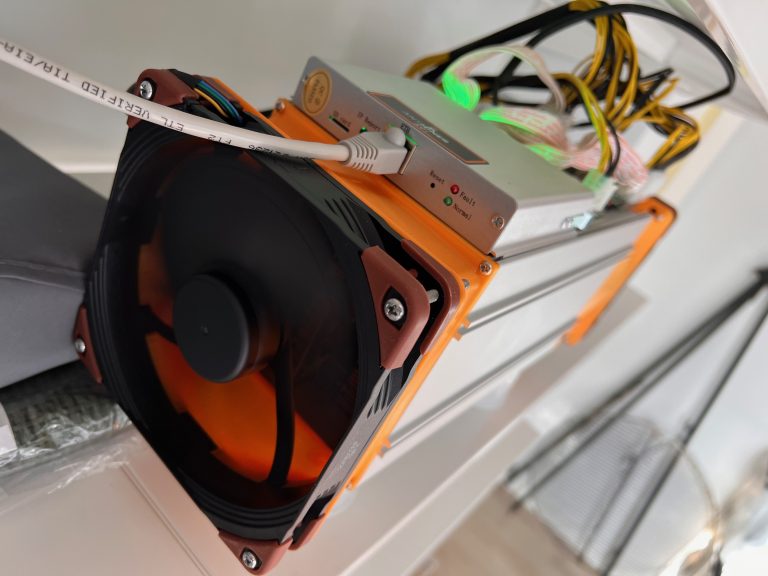 Bitmain S9 Spaceheater